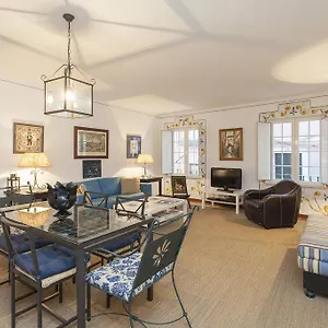 Apartment Bairrus - Alfama Ii, Lisbon