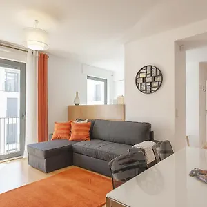 Apartment Bairrus Lisbon Apartments - Mello, Lisbon