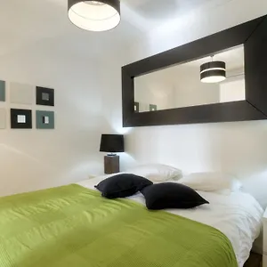 Apartment Bmyguest - Castelo Stylish Flat, Lisbon