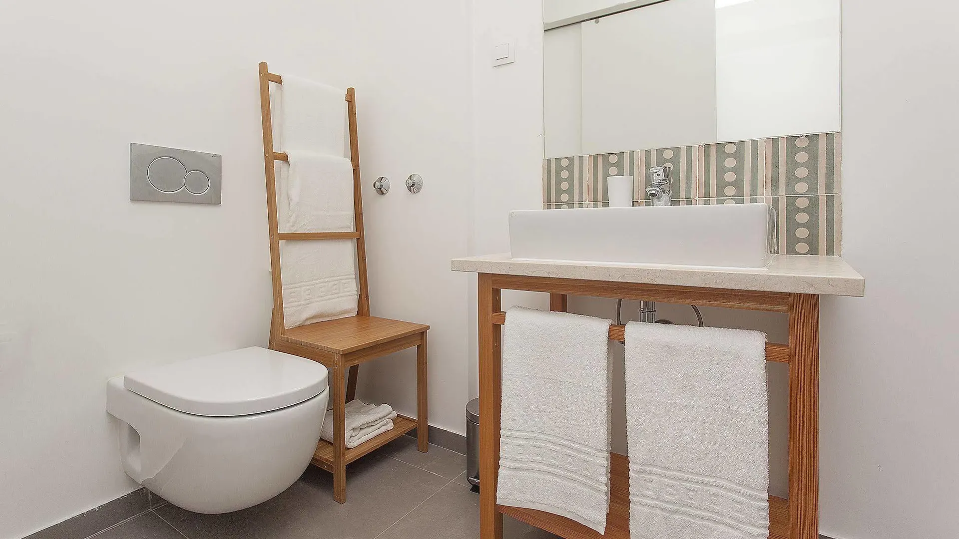 Lisbon Old Town Guest House