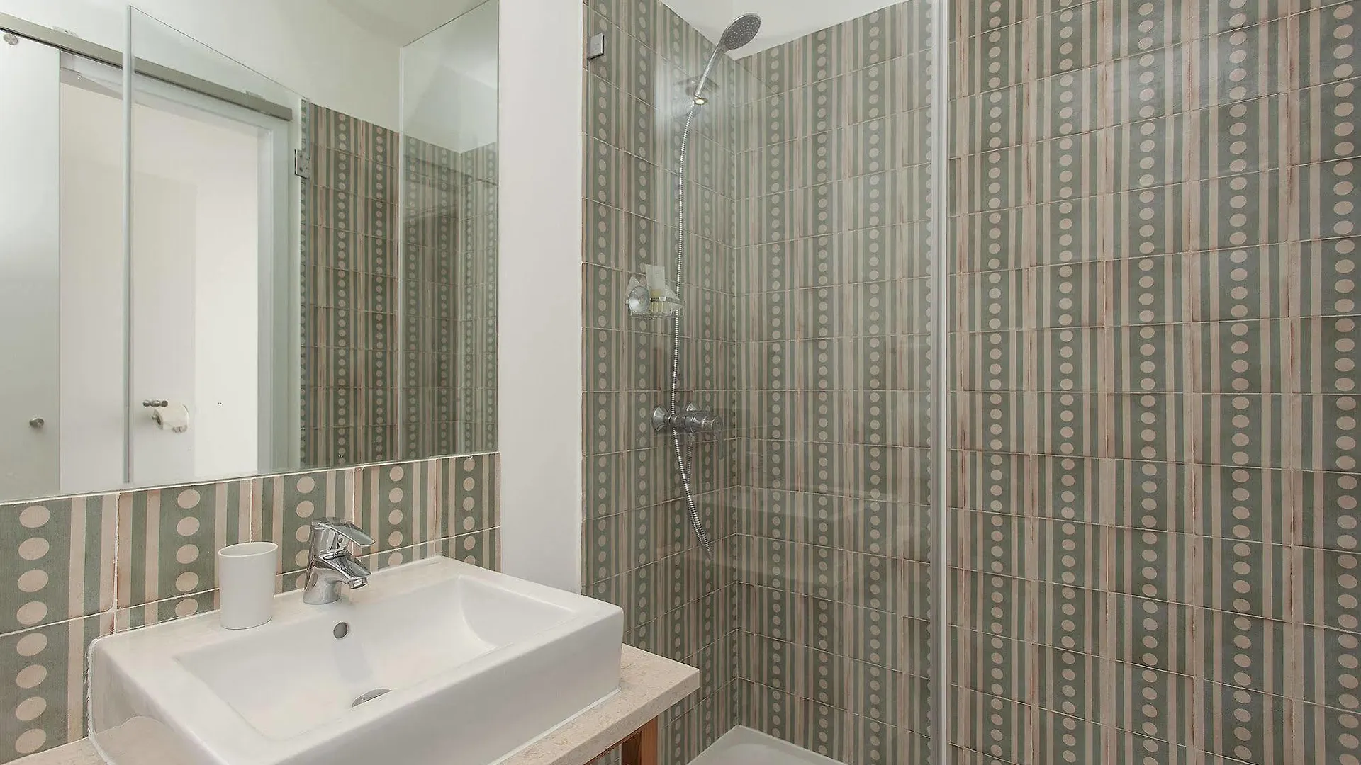 Lisbon Old Town Guest House 3*,  Португалия